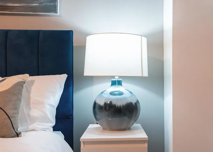 Apartment Triplex Penthouse Sleeps 14 River View